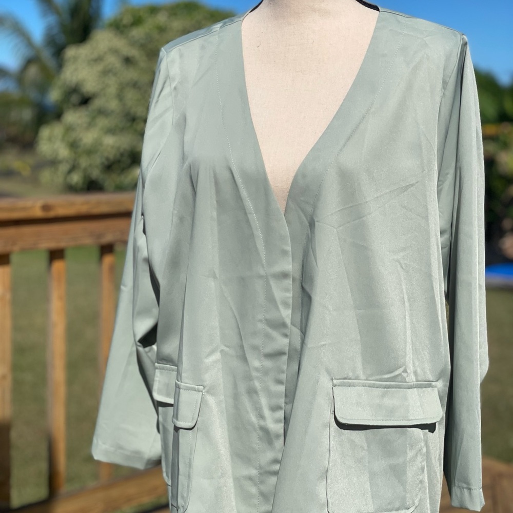 SHEIN Light Green Blazer